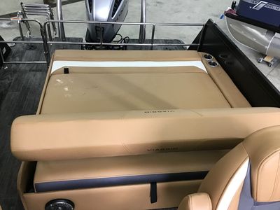 2023 VIAGGIO DIAMANTE D 23S TRITOON — photo 20 view