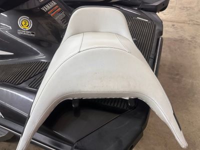 2017 YAMAHA WAVERUNNER VX CRUISE (CARBON/WHITE) | VX1050A-SA — photo 11 view