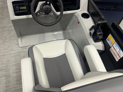 2025 VIAGGIO LAGO V 20U — photo 9 view