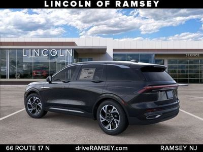 2026 Lincoln Nautilus — detail view