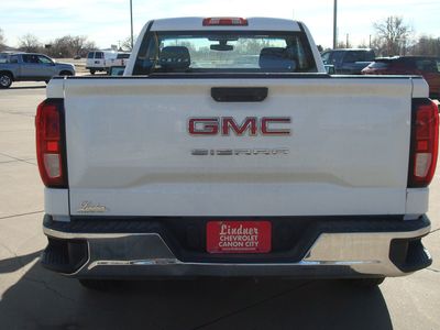 2020 GMC Sierra 1500 — detail view