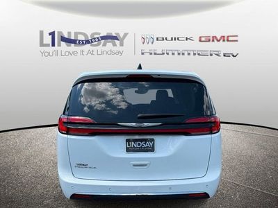 2024 Chrysler Pacifica — rear three-quarter view