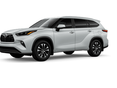 2026 Toyota Highlander Hybrid — side profile view