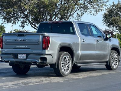 2023 GMC Sierra 1500 — interior view
