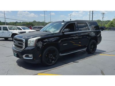 2015 GMC Yukon — interior view