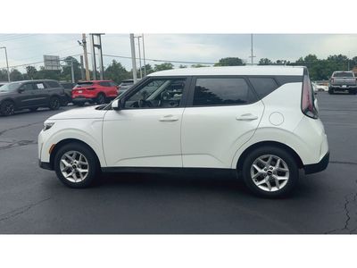 2025 Kia Soul — detail view