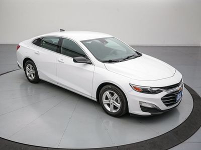 2024 Chevrolet Malibu — side profile view