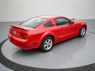 2007 Ford Mustang — interior view