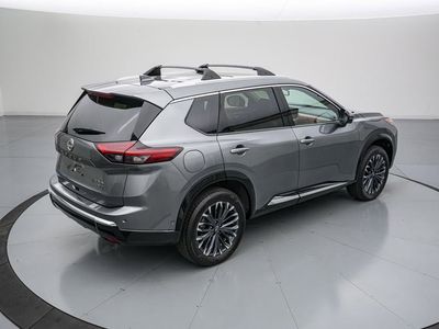 2025 Nissan Rogue — detail view