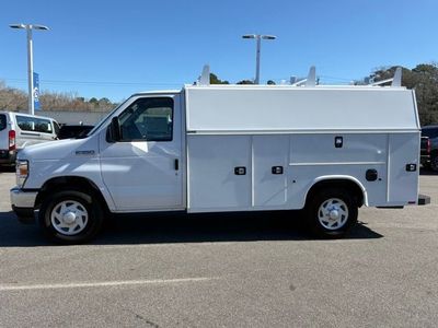 2025 Ford Econoline Cutaway — side profile view