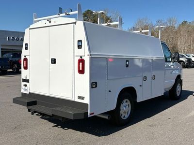 2025 Ford Econoline Cutaway — detail view