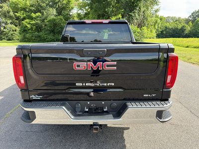 2023 GMC Sierra 1500 — interior view