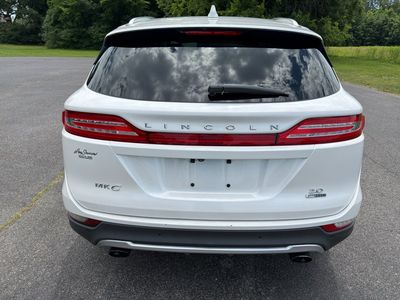 2015 Lincoln MKC — interior view