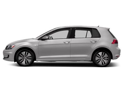 2015 Volkswagen e-Golf — rear three-quarter view