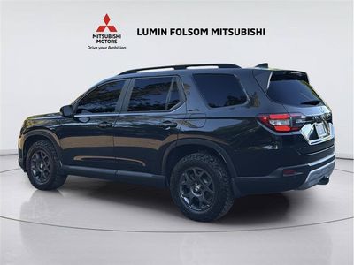 2023 Honda Pilot — rear three-quarter view
