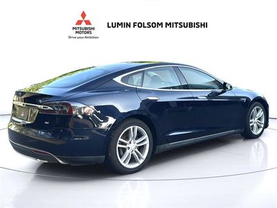 2013 Tesla Model S — detail view