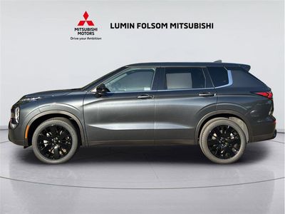 2026 Mitsubishi Outlander — side profile view