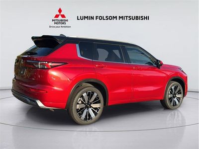 2026 Mitsubishi Outlander — detail view