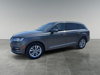 2019 Audi Q7 — rear three-quarter view