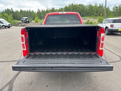 2012 Ford F-150 — interior view