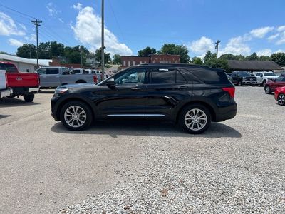 2021 Ford Explorer — detail view