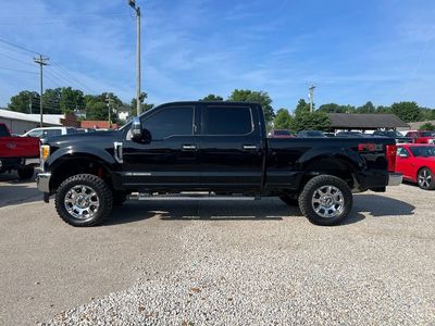 2017 Ford F-250 — detail view