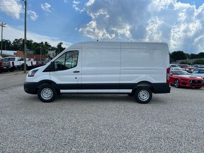 2025 Ford Transit-250 — detail view