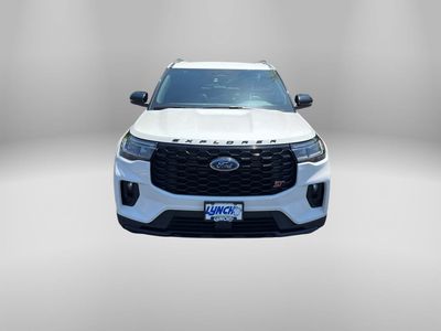 2025 Ford Explorer — detail view