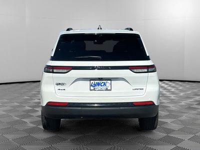 2024 Jeep Grand Cherokee — rear three-quarter view