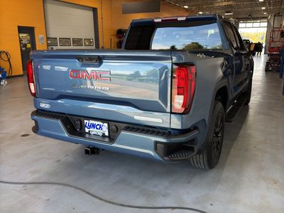 2025 GMC Sierra 1500 — detail view