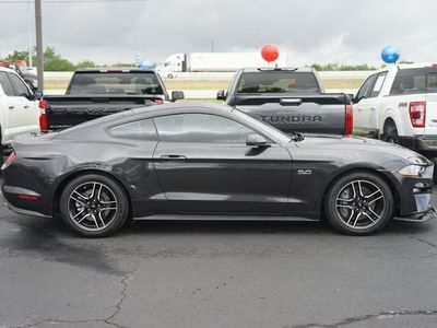 2022 Ford Mustang — detail view