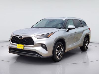 2022 Toyota Highlander — rear three-quarter view