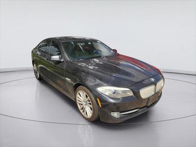 2011 BMW 550I — interior view