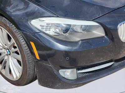 2011 BMW 550I — detail view