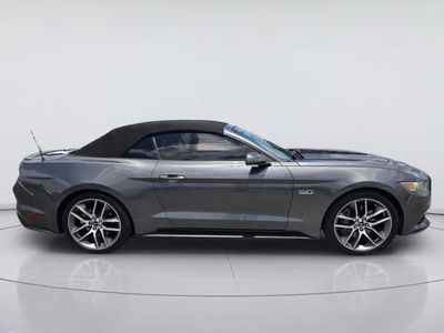 2016 Ford Mustang — detail view