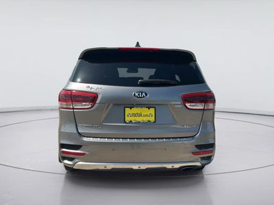 2017 Kia Sorento — detail view