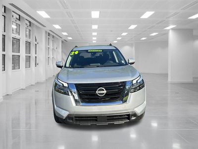 2024 Nissan Pathfinder — side profile view