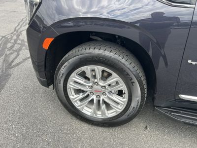 2024 GMC Yukon — detail view