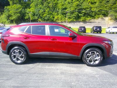2025 Chevrolet Trax — detail view