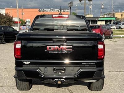 2025 GMC Canyon — detail view