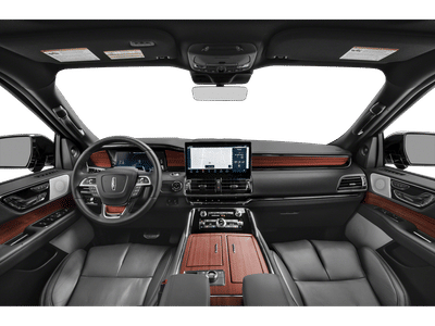 2024 Lincoln Navigator — detail view