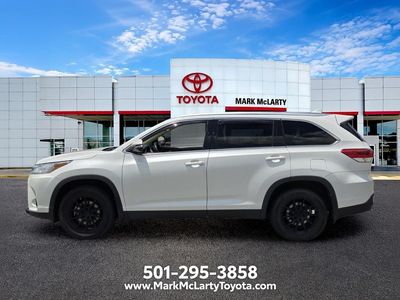 2019 Toyota Highlander — side profile view