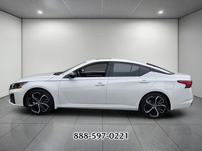 2023 Nissan Altima — side profile view