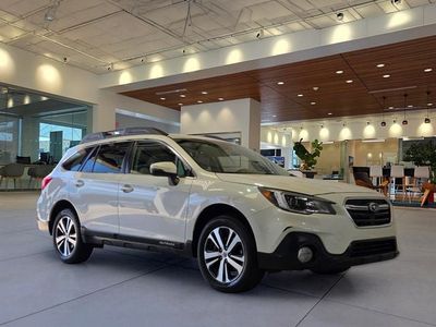 2019 Subaru Outback — detail view