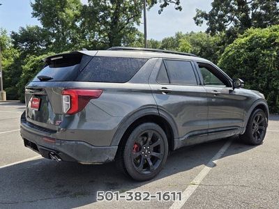 2020 Ford Explorer — detail view