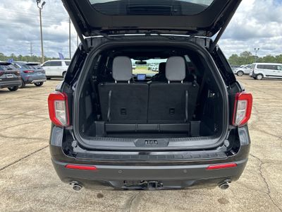 2022 Ford Explorer — detail view