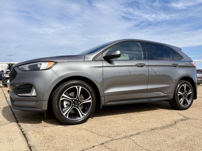2023 Ford Edge — side profile view
