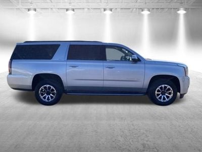 2016 GMC Yukon XL — detail view