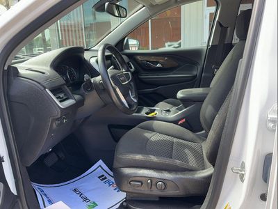 2021 GMC Terrain — detail view