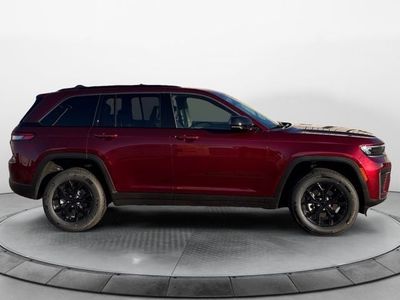 2026 Jeep Grand Cherokee — side profile view